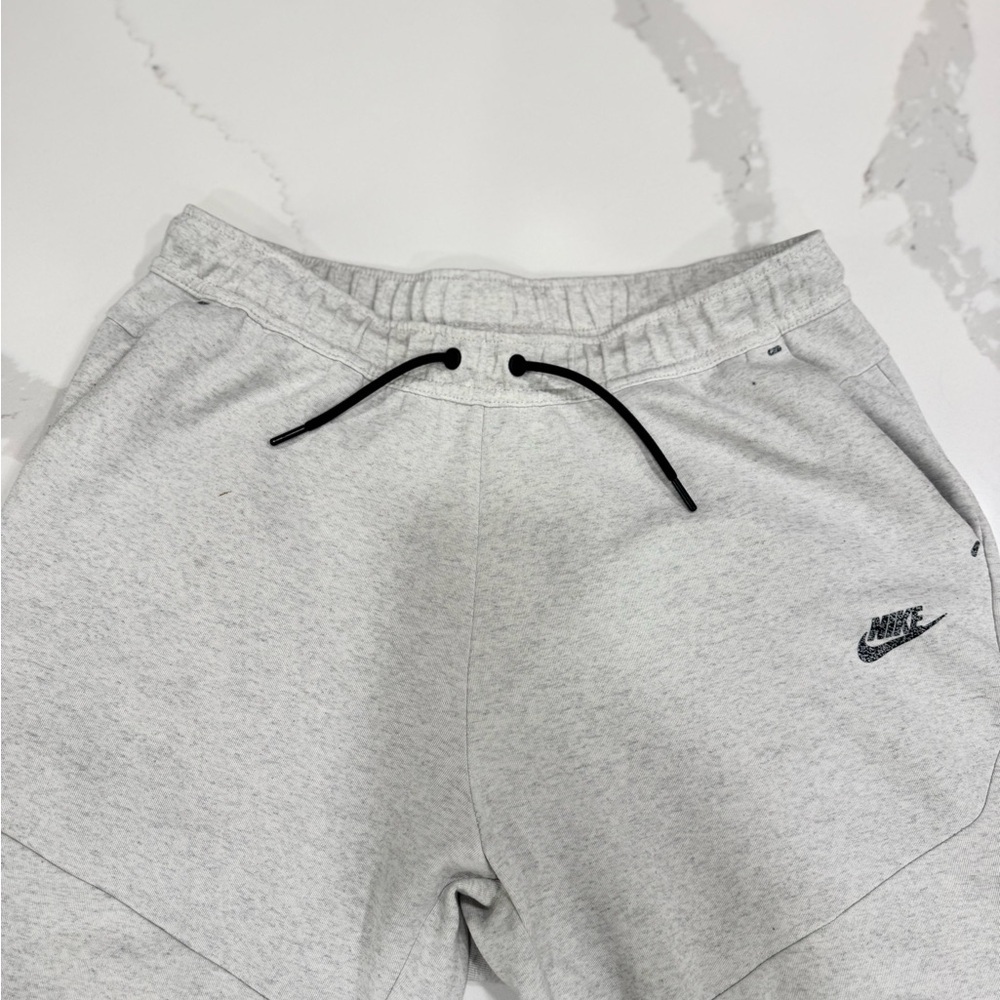 Nike Light Gray men Joggers - Picture 4 of 6